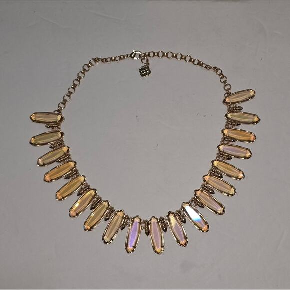 Kendra Scott Gabriella Iridescent‎ Peach Elegant Gold Statement Bibb Necklace - Picture 2 of 10